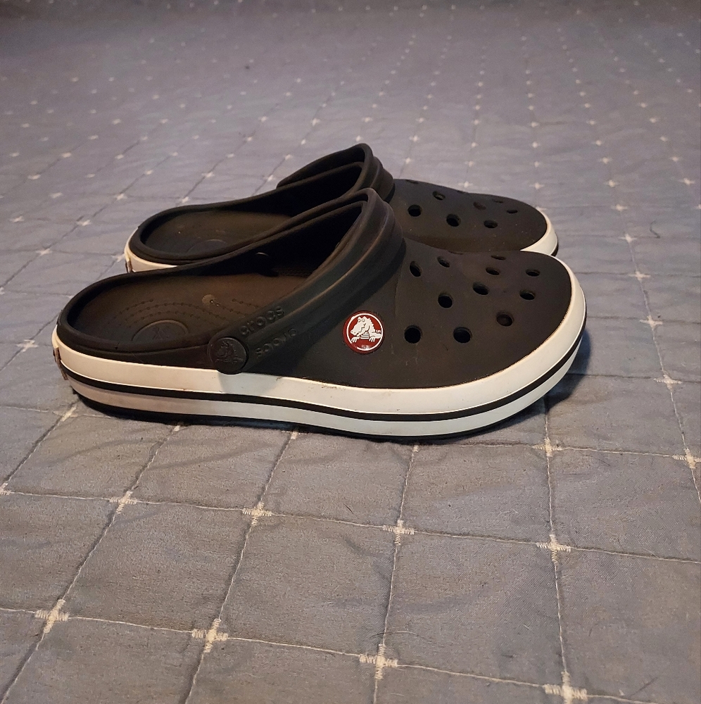Kids Crocs size J4